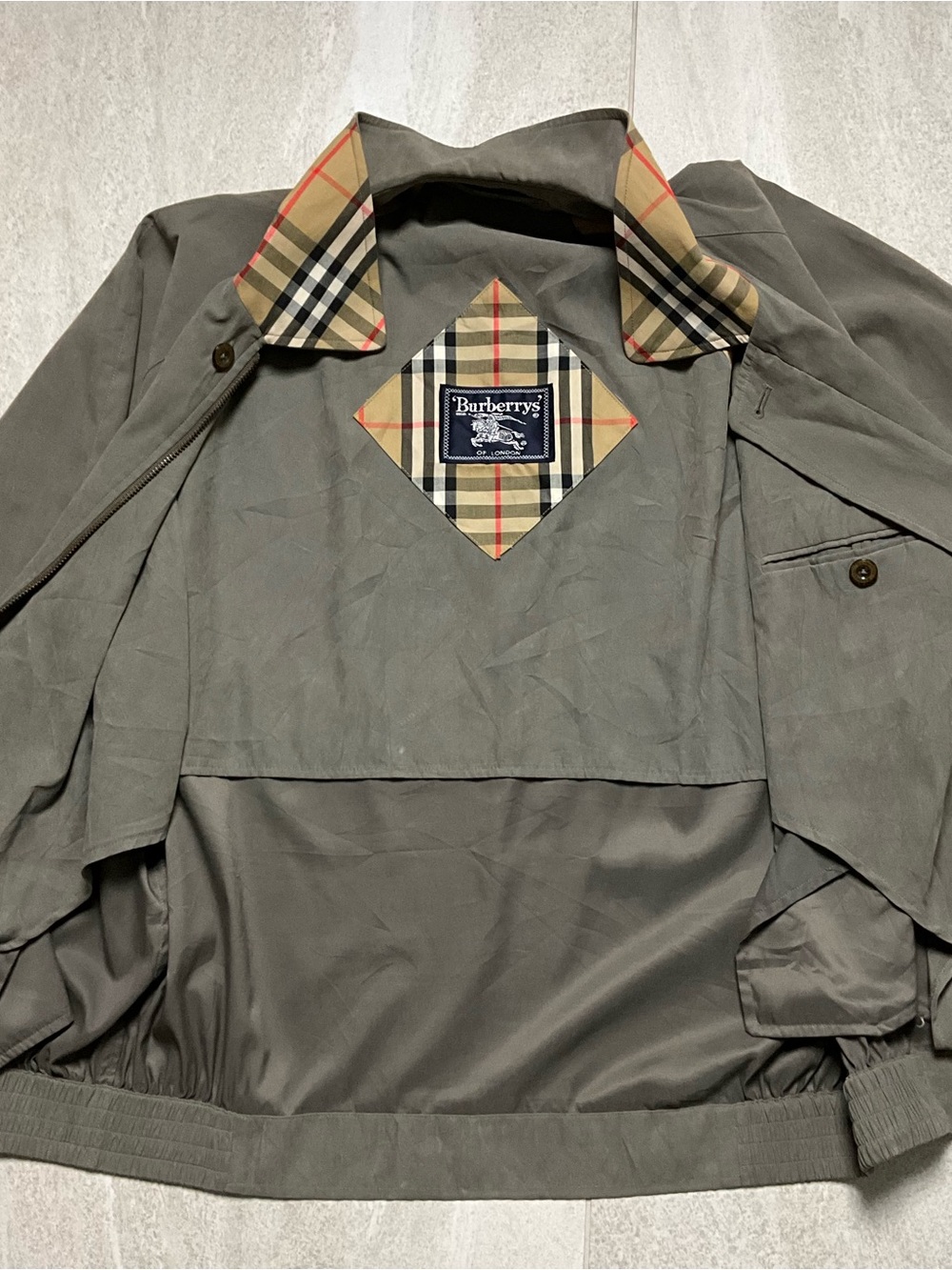 VINTAGE BURBERRY OLIVE GREEN HARRINGTON JACKET EMBROIDERED LOGO NOVA CHECK RARE - Picture 12 of 15